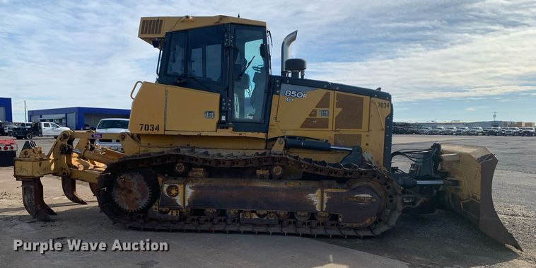 image for item DP8823 2014 John Deere 850K dozer