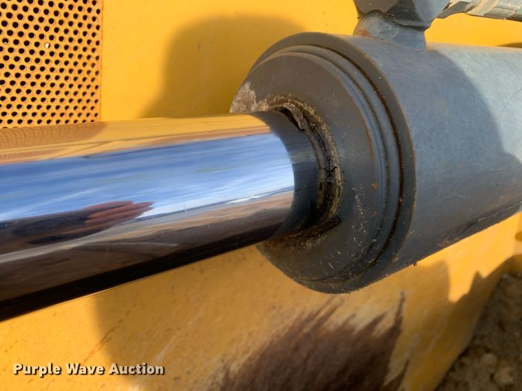 image for item DP8823 2014 John Deere 850K dozer