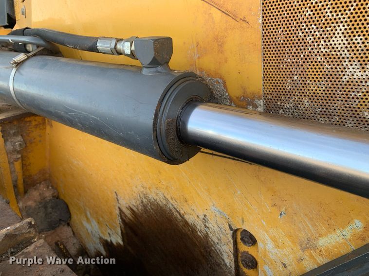 image for item DP8823 2014 John Deere 850K dozer