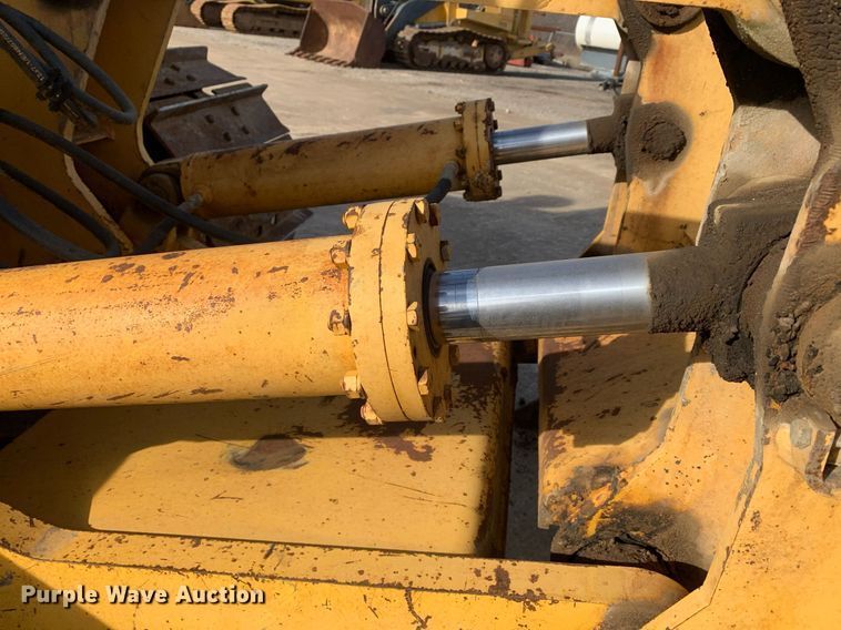 image for item DP8823 2014 John Deere 850K dozer