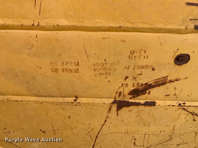 image for item DP8823 2014 John Deere 850K dozer