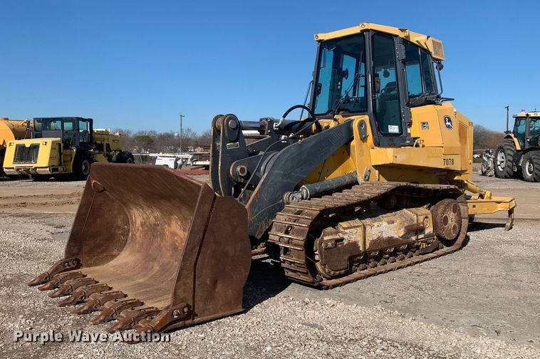 image for item DP8824 2015 John Deere 755K track loader