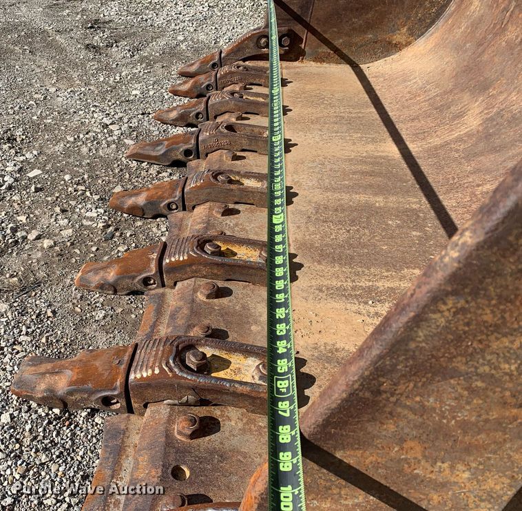 image for item DP8824 2015 John Deere 755K track loader