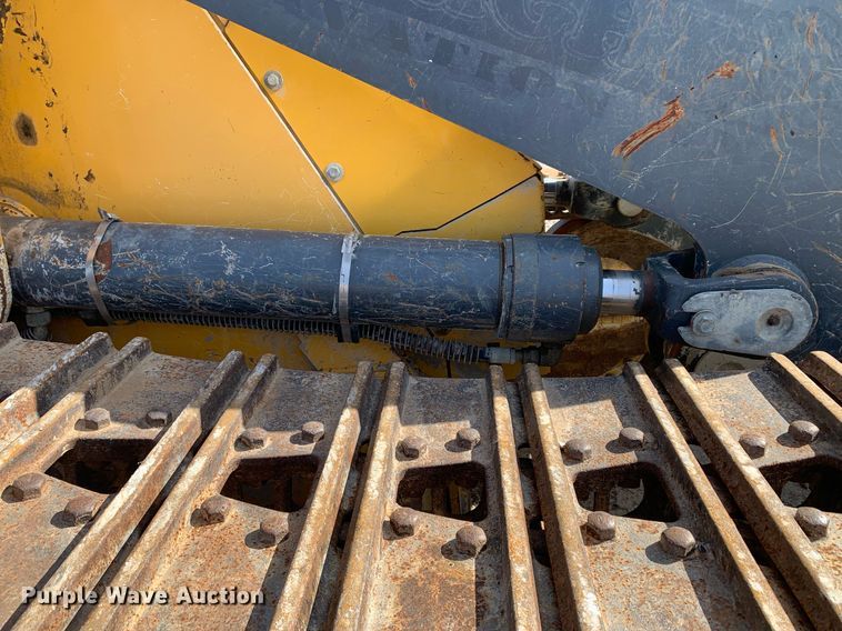 image for item DP8824 2015 John Deere 755K track loader