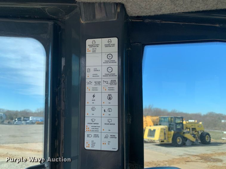 image for item DP8824 2015 John Deere 755K track loader