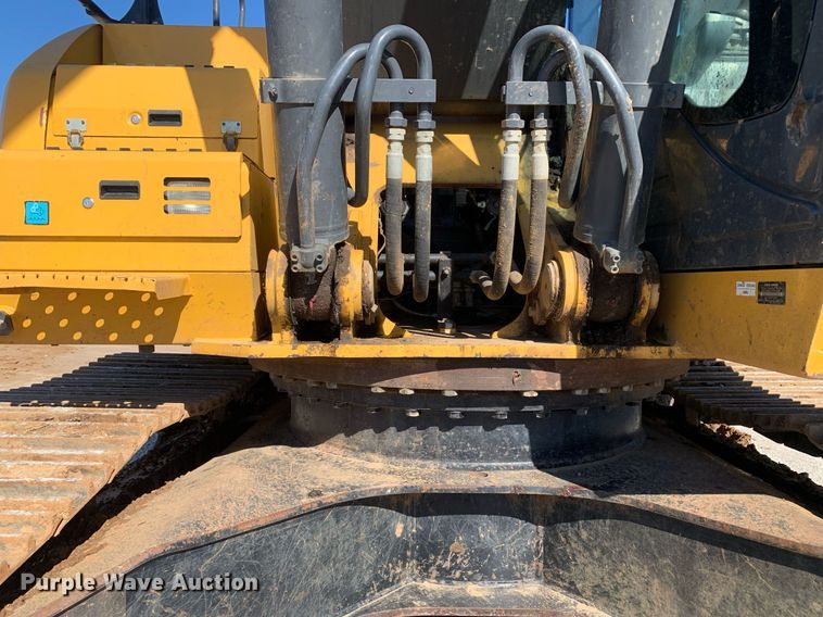 image for item DP8826 2017 John Deere 350G LC excavator