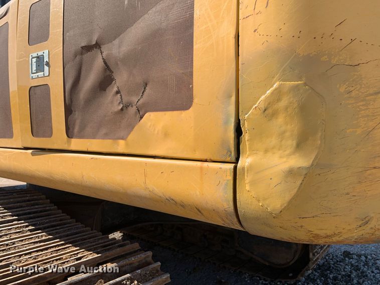 image for item DP8826 2017 John Deere 350G LC excavator