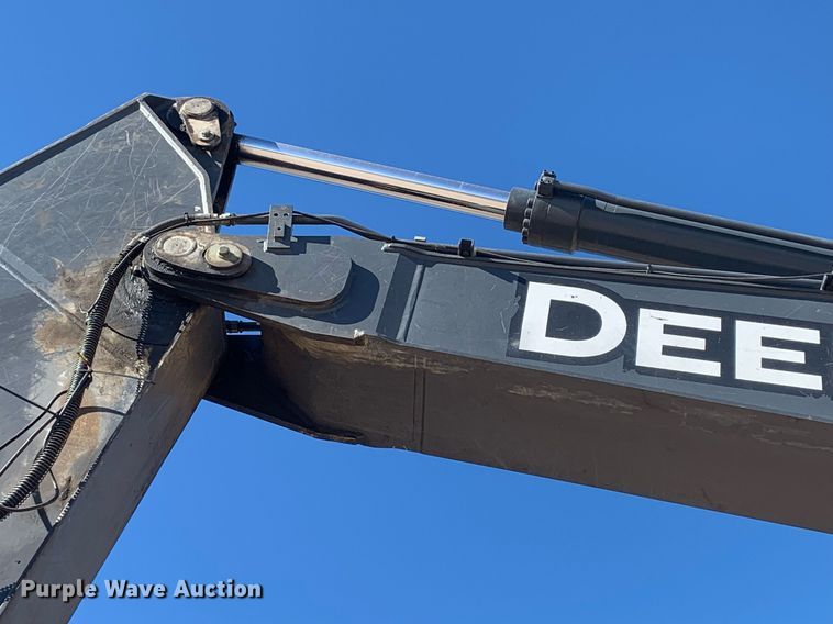 image for item DP8826 2017 John Deere 350G LC excavator