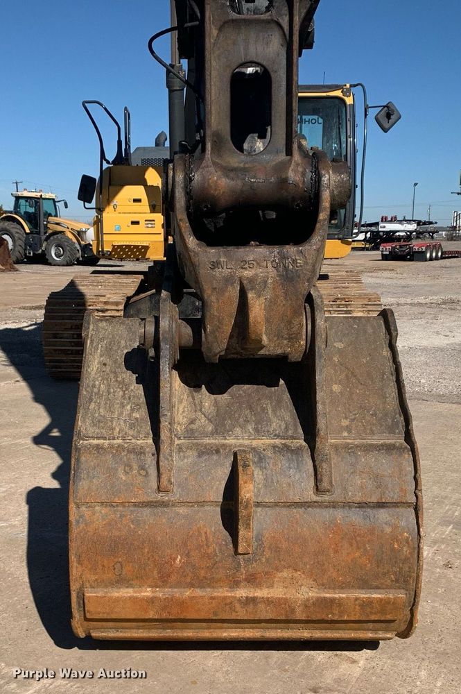 image for item DP8826 2017 John Deere 350G LC excavator