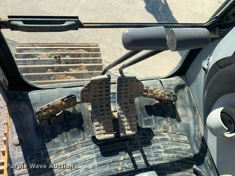 image for item DP8826 2017 John Deere 350G LC excavator