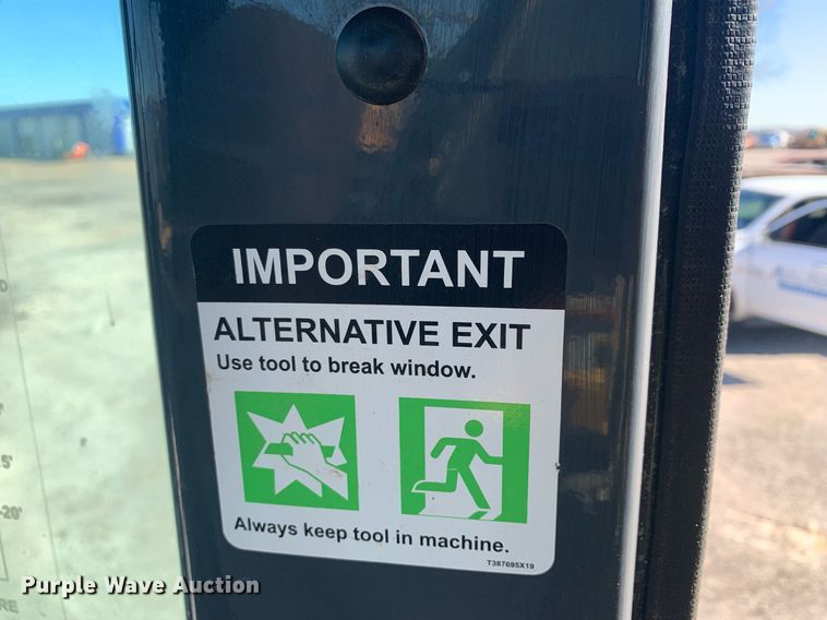 image for item DP8826 2017 John Deere 350G LC excavator