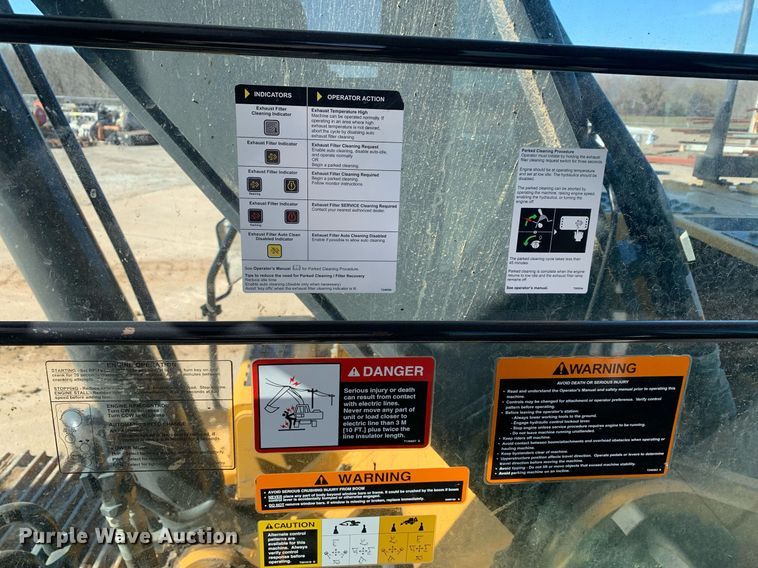 image for item DP8826 2017 John Deere 350G LC excavator