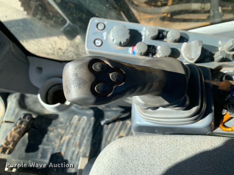 image for item DP8826 2017 John Deere 350G LC excavator