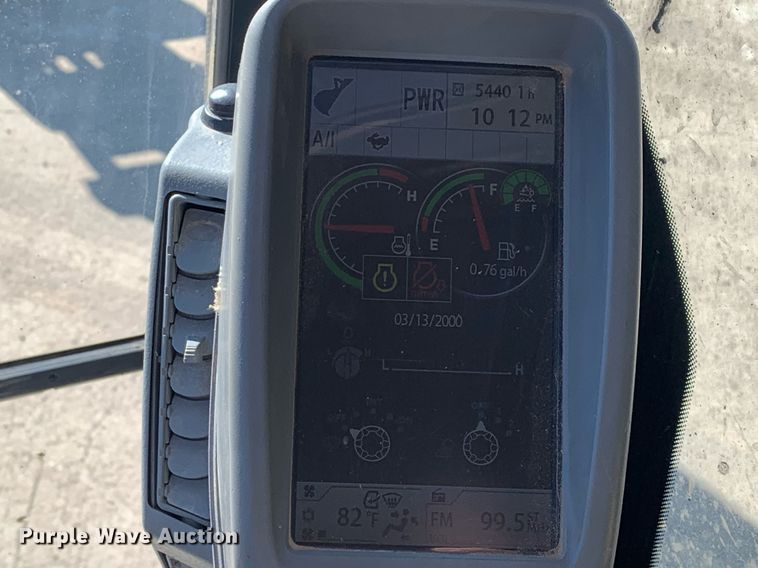 image for item DP8826 2017 John Deere 350G LC excavator