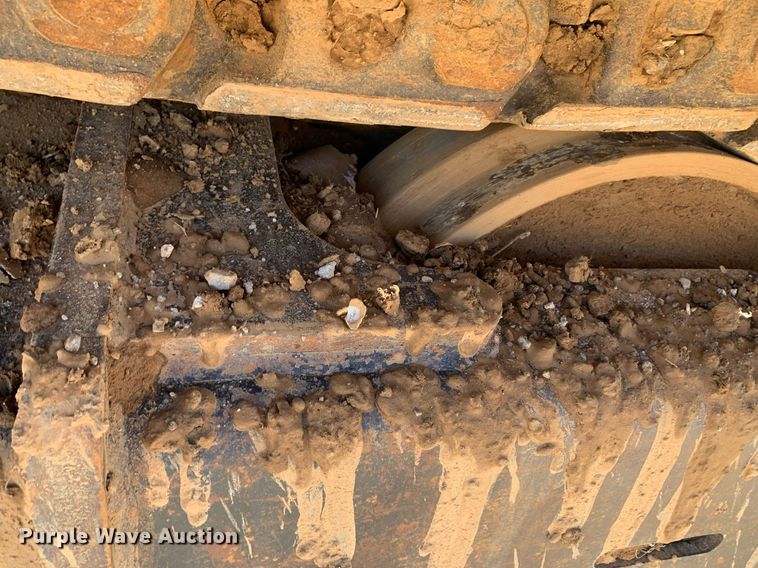 image for item DP8826 2017 John Deere 350G LC excavator