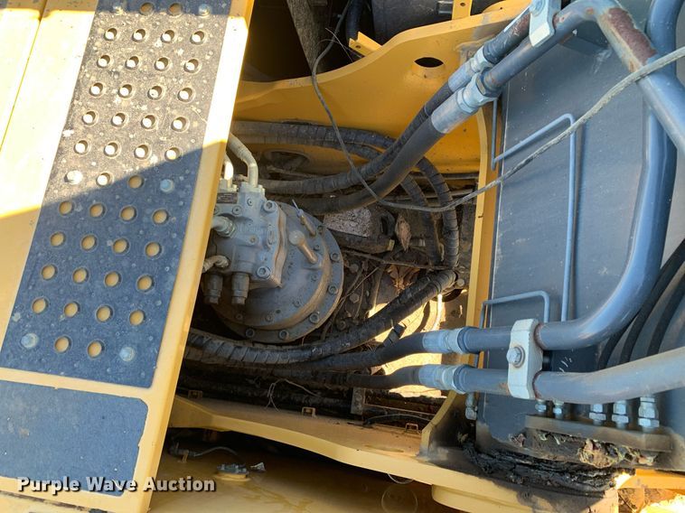 image for item DP8826 2017 John Deere 350G LC excavator