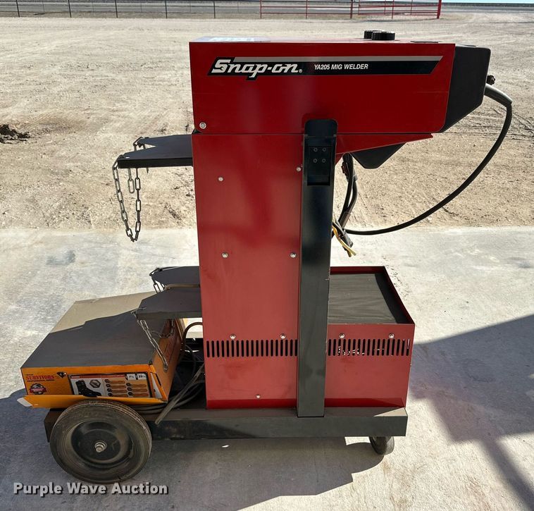 image for item DQ1580 Snap-on YA205 welder