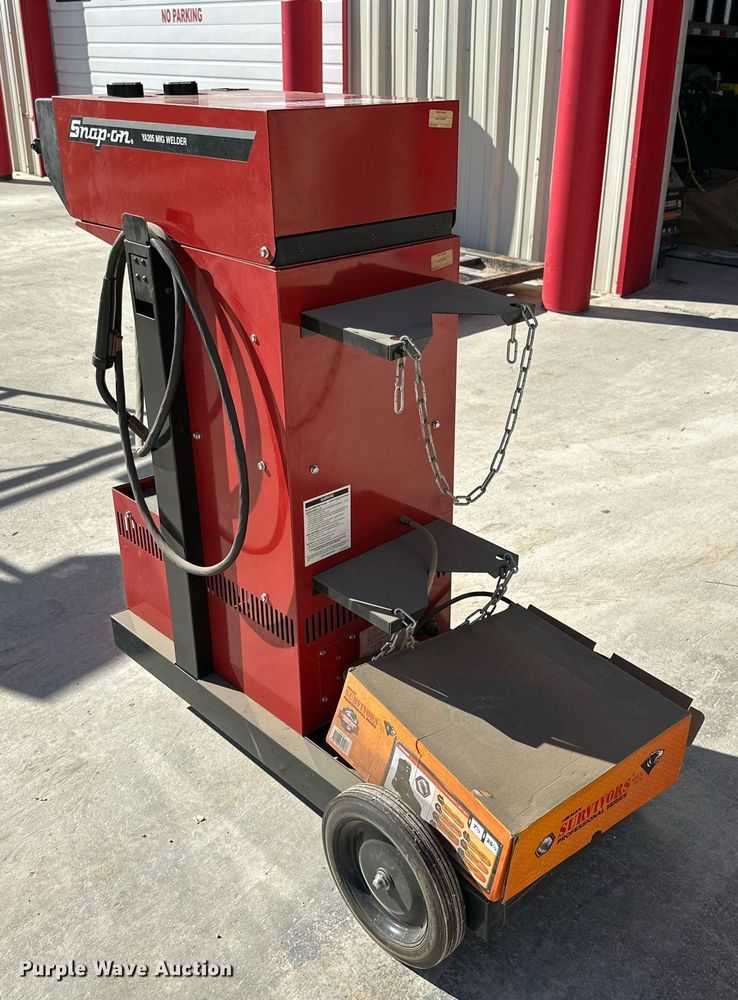 image for item DQ1580 Snap-on YA205 welder