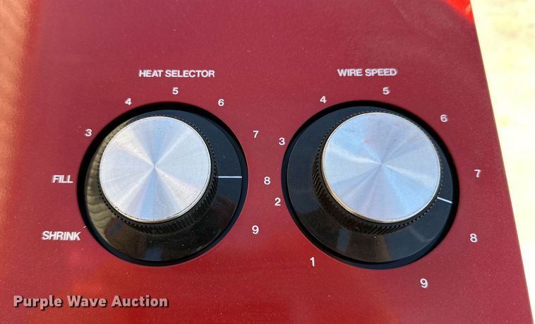 image for item DQ1580 Snap-on YA205 welder