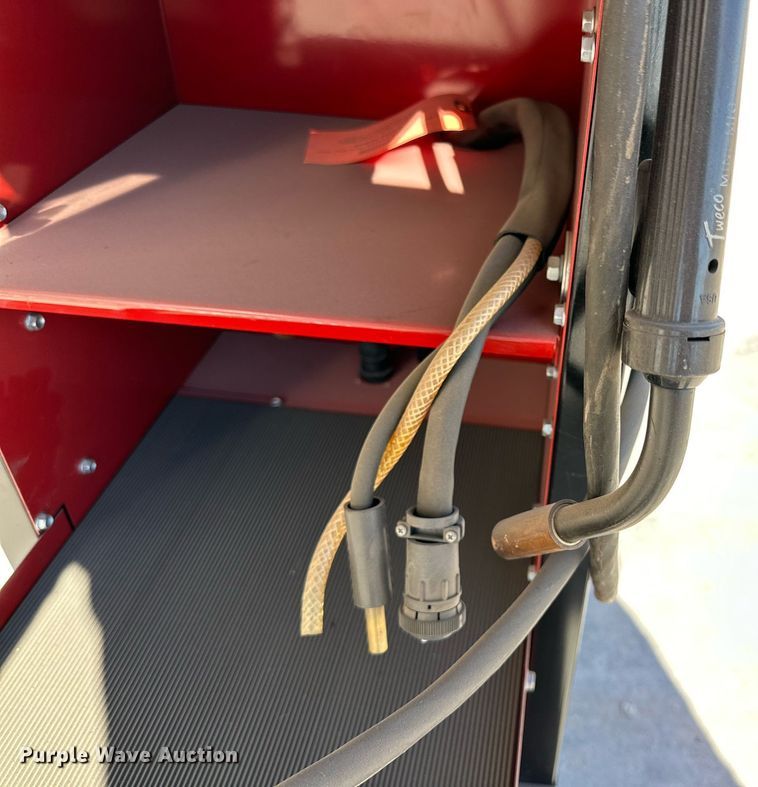 image for item DQ1580 Snap-on YA205 welder