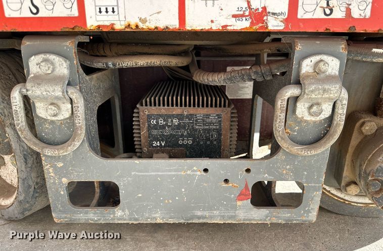 image for item DQ1581 Skyjack SJ12 vertical lift