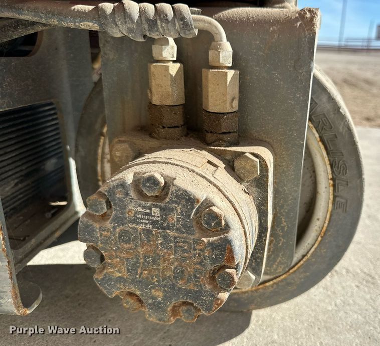 image for item DQ1581 Skyjack SJ12 vertical lift