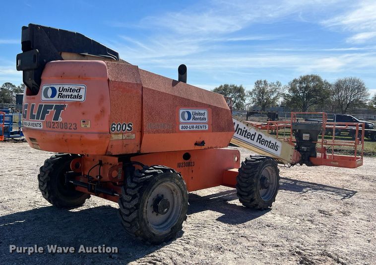 image for item DQ2350 2014 JLG 600S boom lift