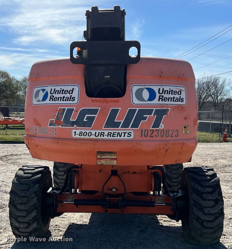 image for item DQ2350 2014 JLG 600S boom lift