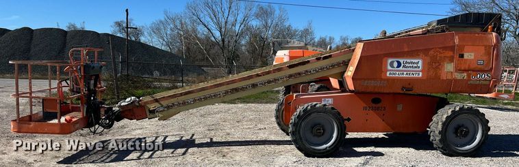 image for item DQ2350 2014 JLG 600S boom lift