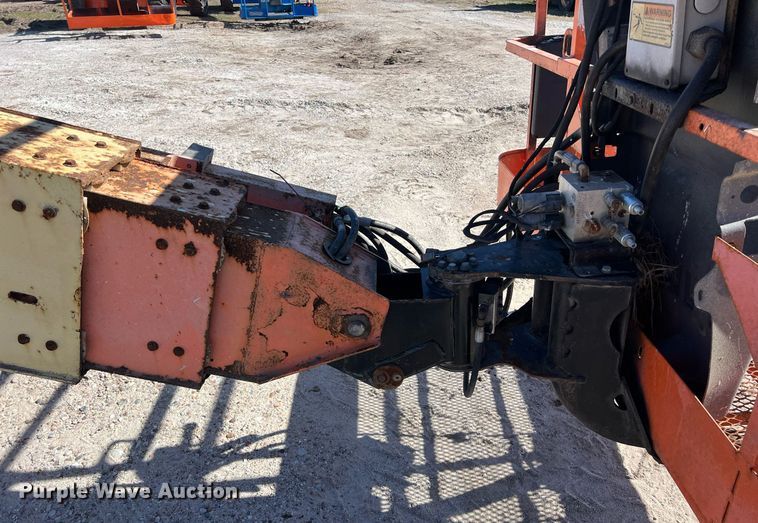 image for item DQ2350 2014 JLG 600S boom lift