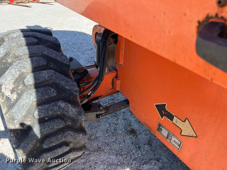 image for item DQ2350 2014 JLG 600S boom lift
