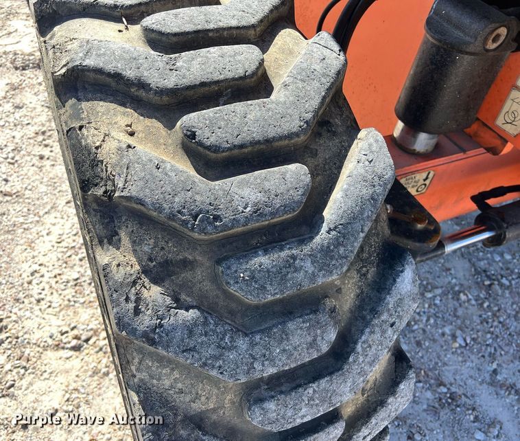 image for item DQ2350 2014 JLG 600S boom lift