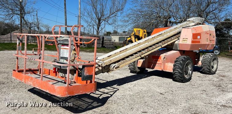 image for item DQ2351 2012 JLG 600S boom lift