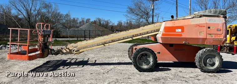 image for item DQ2351 2012 JLG 600S boom lift
