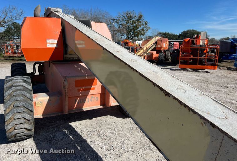 image for item DQ2351 2012 JLG 600S boom lift