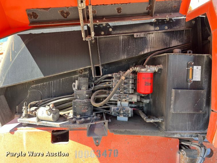 image for item DQ2351 2012 JLG 600S boom lift