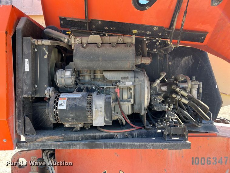 image for item DQ2351 2012 JLG 600S boom lift