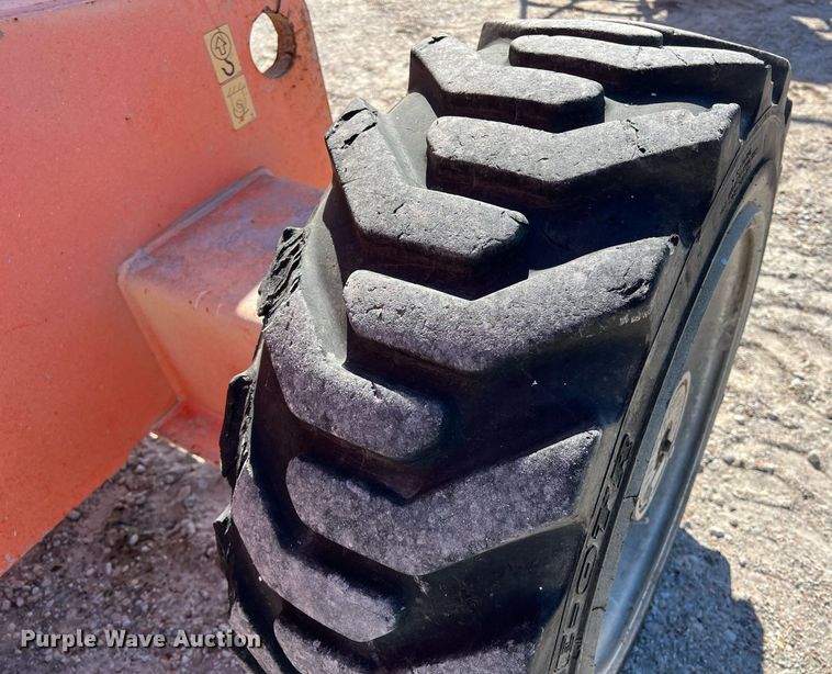 image for item DQ2351 2012 JLG 600S boom lift