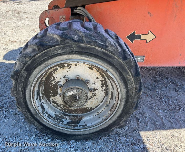 image for item DQ2351 2012 JLG 600S boom lift