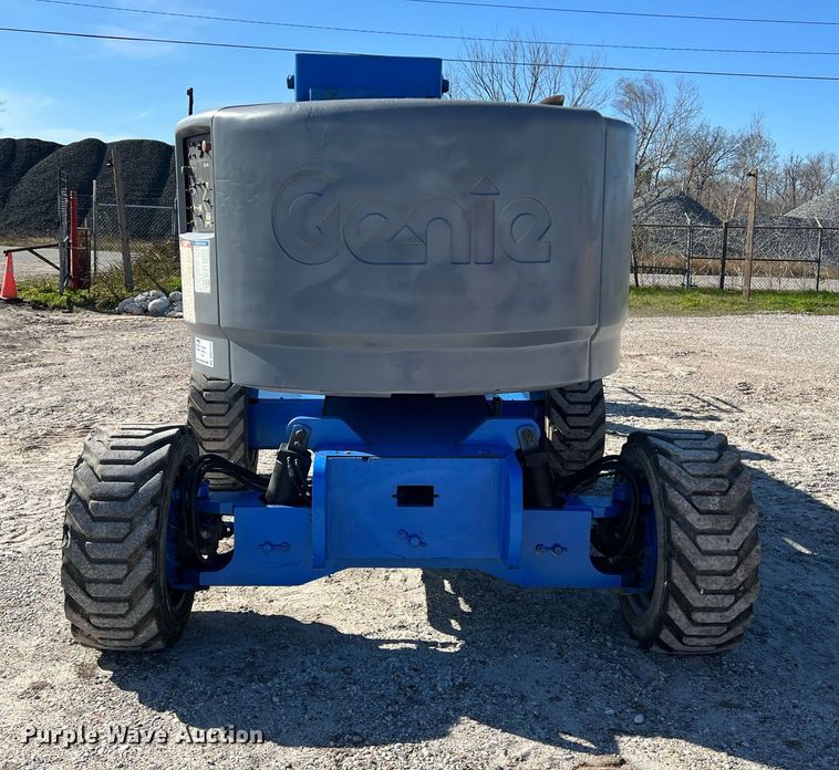 image for item DQ2353 2013 Genie Z-45/25J boom lift