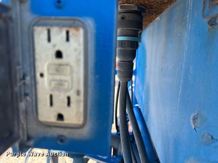 image for item DQ2353 2013 Genie Z-45/25J boom lift