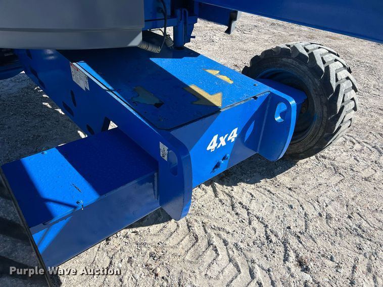 image for item DQ2353 2013 Genie Z-45/25J boom lift