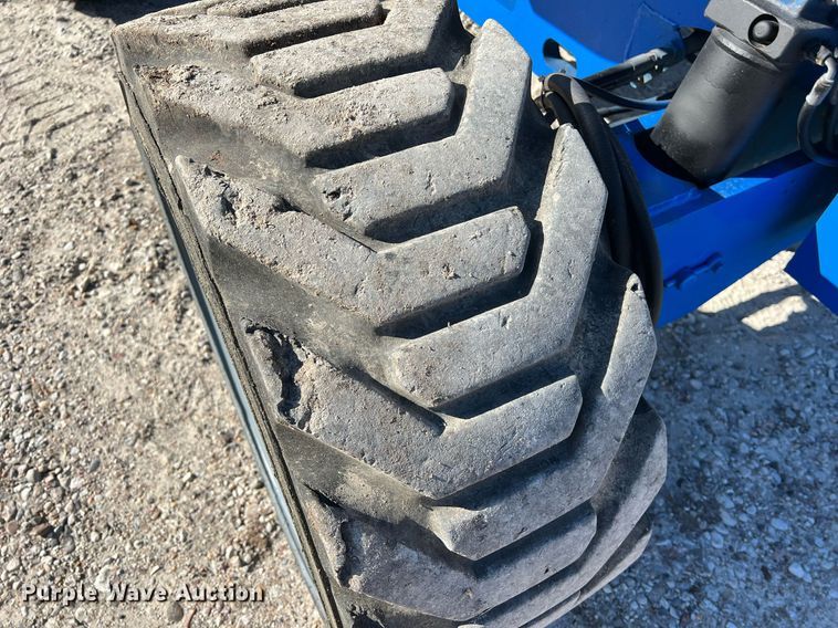 image for item DQ2353 2013 Genie Z-45/25J boom lift