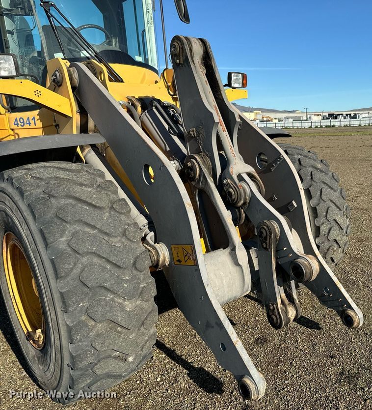 image for item DQ6711 2012 Volvo L90F wheel loader