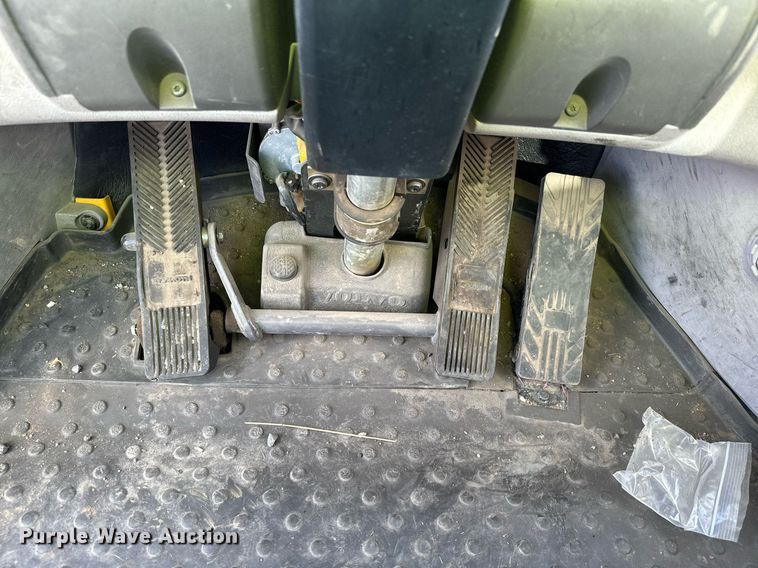 image for item DQ6711 2012 Volvo L90F wheel loader