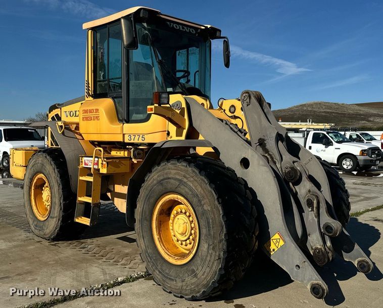 image for item DQ6712 2007 Volvo L90F wheel loader