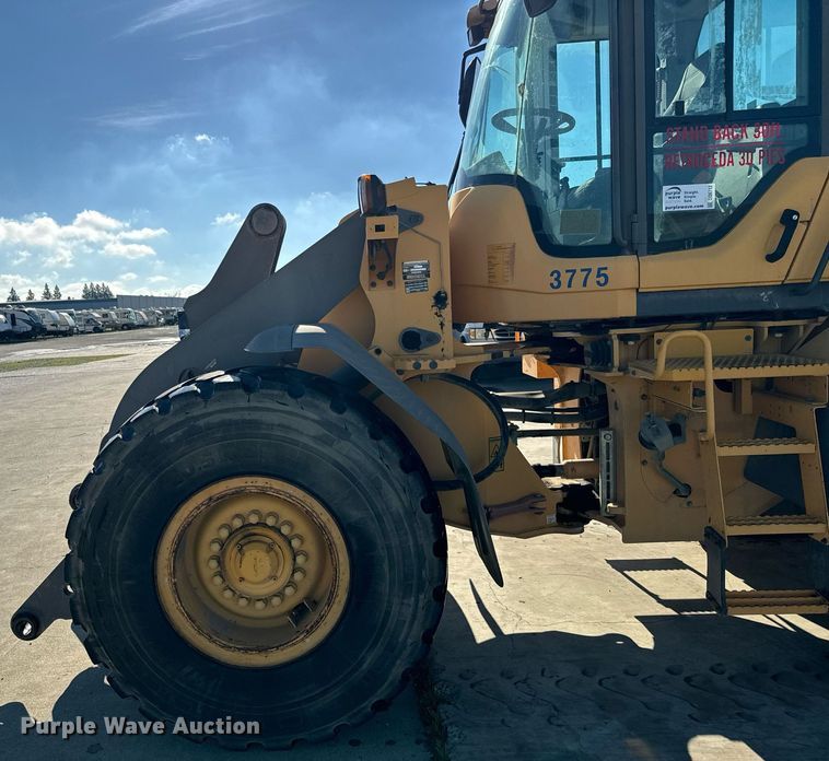 image for item DQ6712 2007 Volvo L90F wheel loader