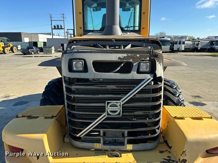image for item DQ6712 2007 Volvo L90F wheel loader