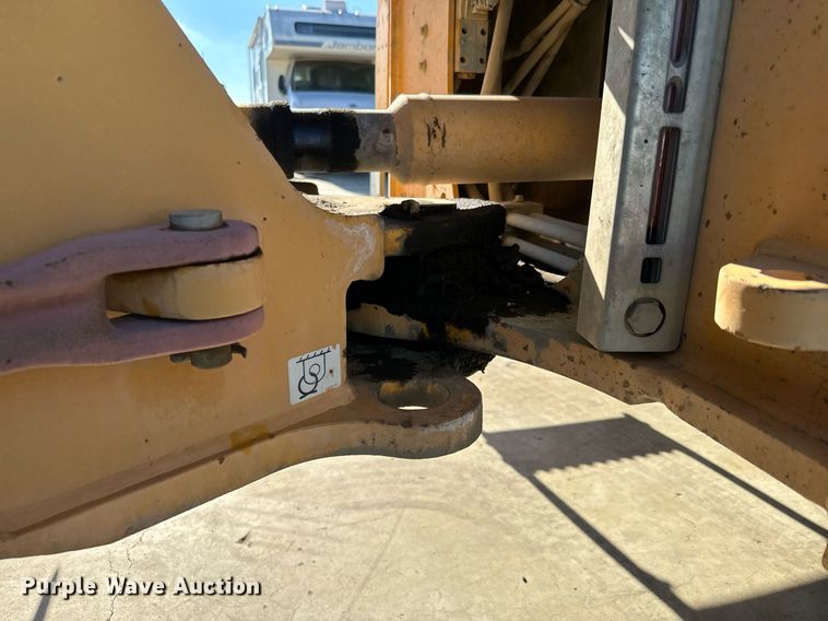 image for item DQ6712 2007 Volvo L90F wheel loader