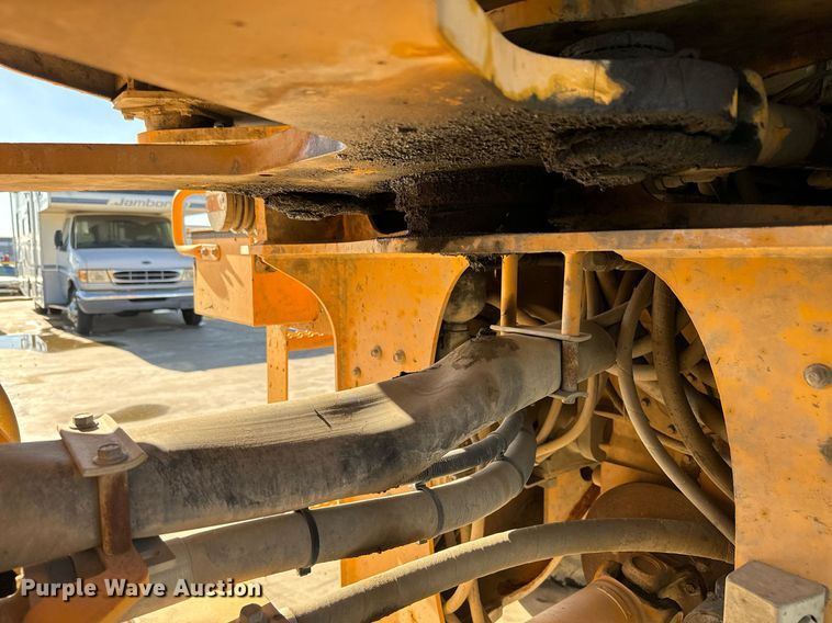 image for item DQ6712 2007 Volvo L90F wheel loader